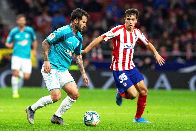 欧冠-维尼修斯破门莫拉塔弑旧主 皇马1-3AC米兰